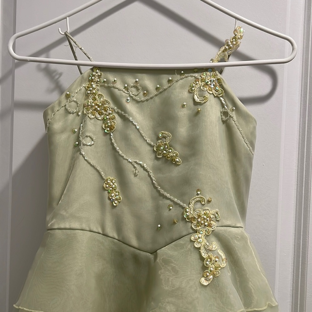 Girls size 10 formal gown.